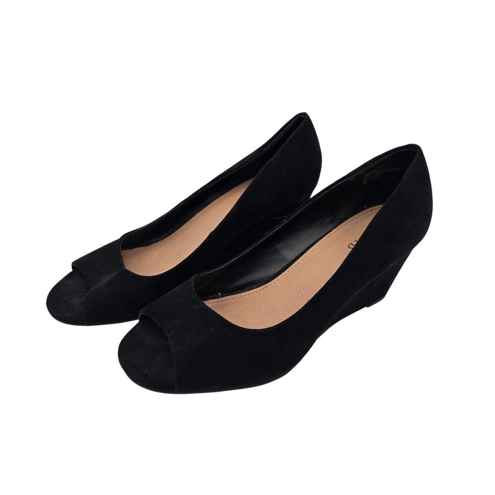 Torrid Black Peep Toe Wedge Heels Size 9W Faux Suede